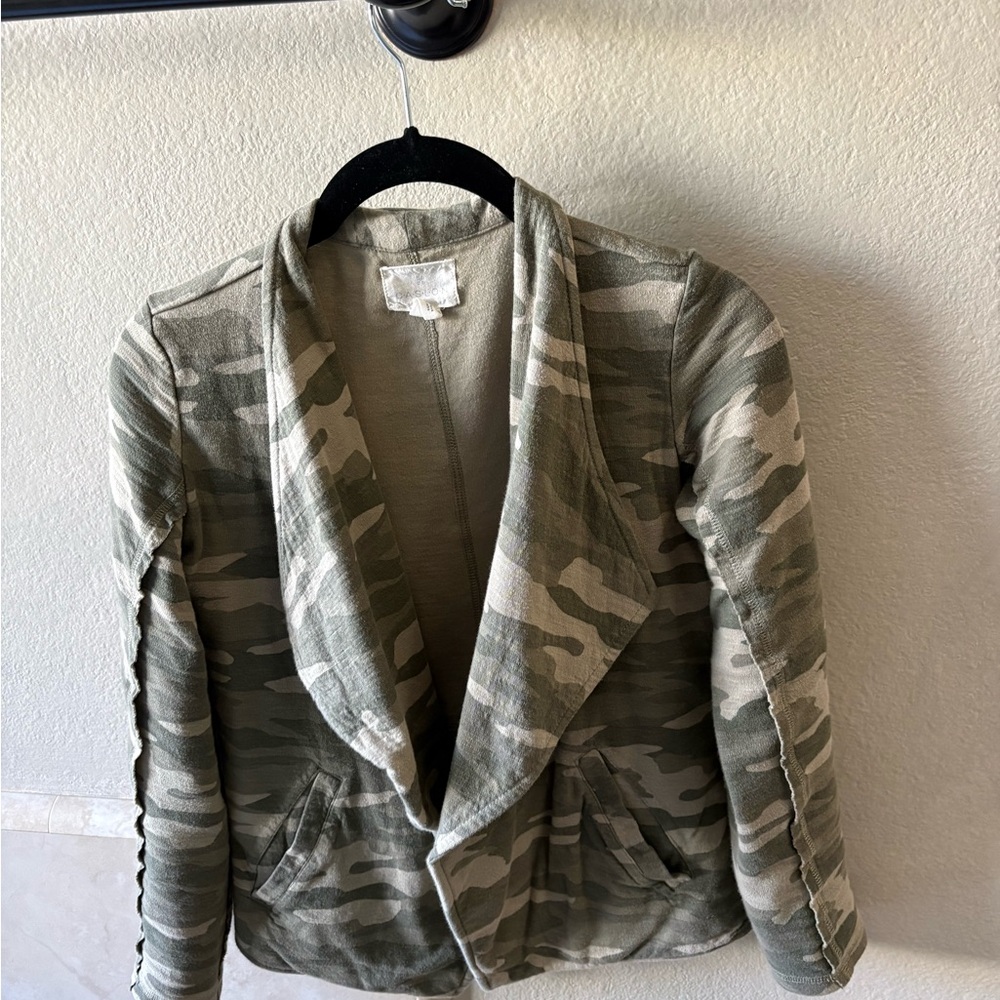Caslon Olive Camouflage Women's Blazer